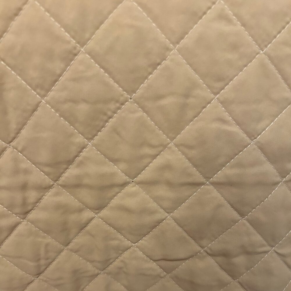 Reversible (Tan/Cream) Shower Curtain with Coordinating Bath Rug (Tan) EUC
